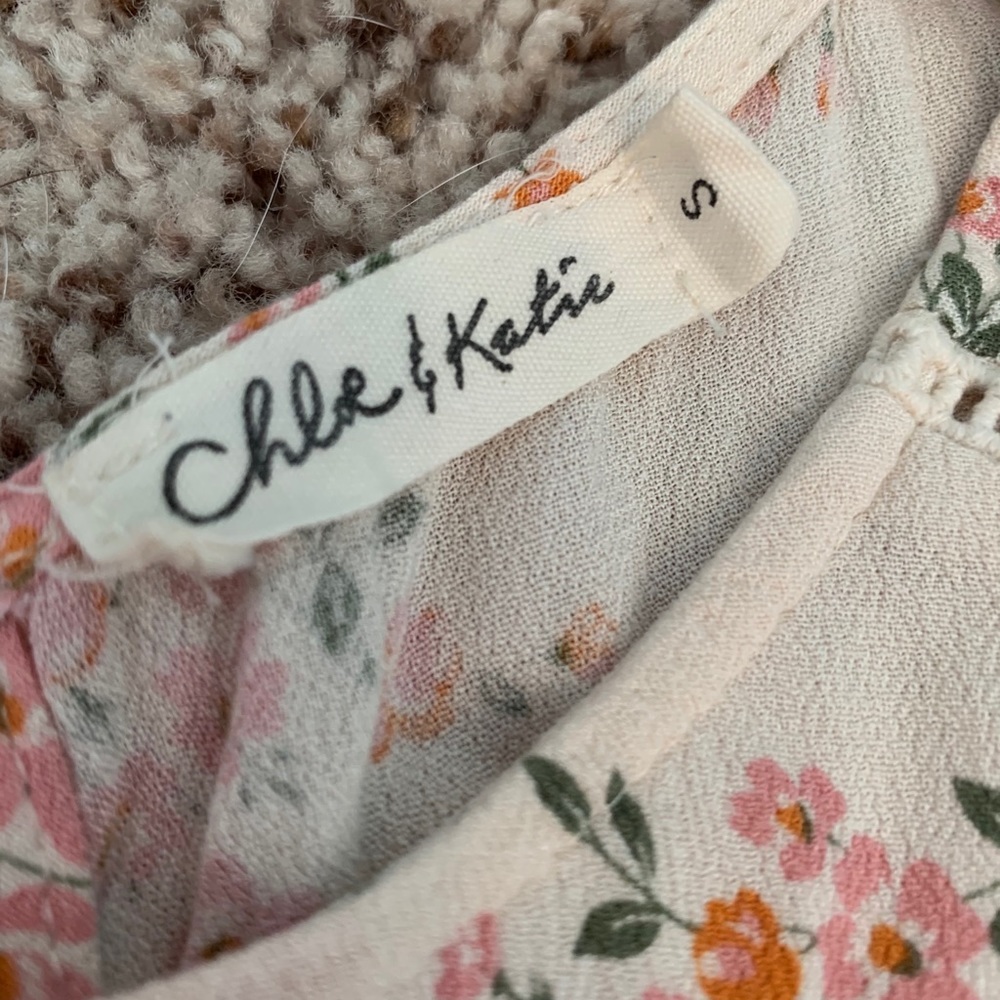 Chloe and Katie top - Picture 4 of 4